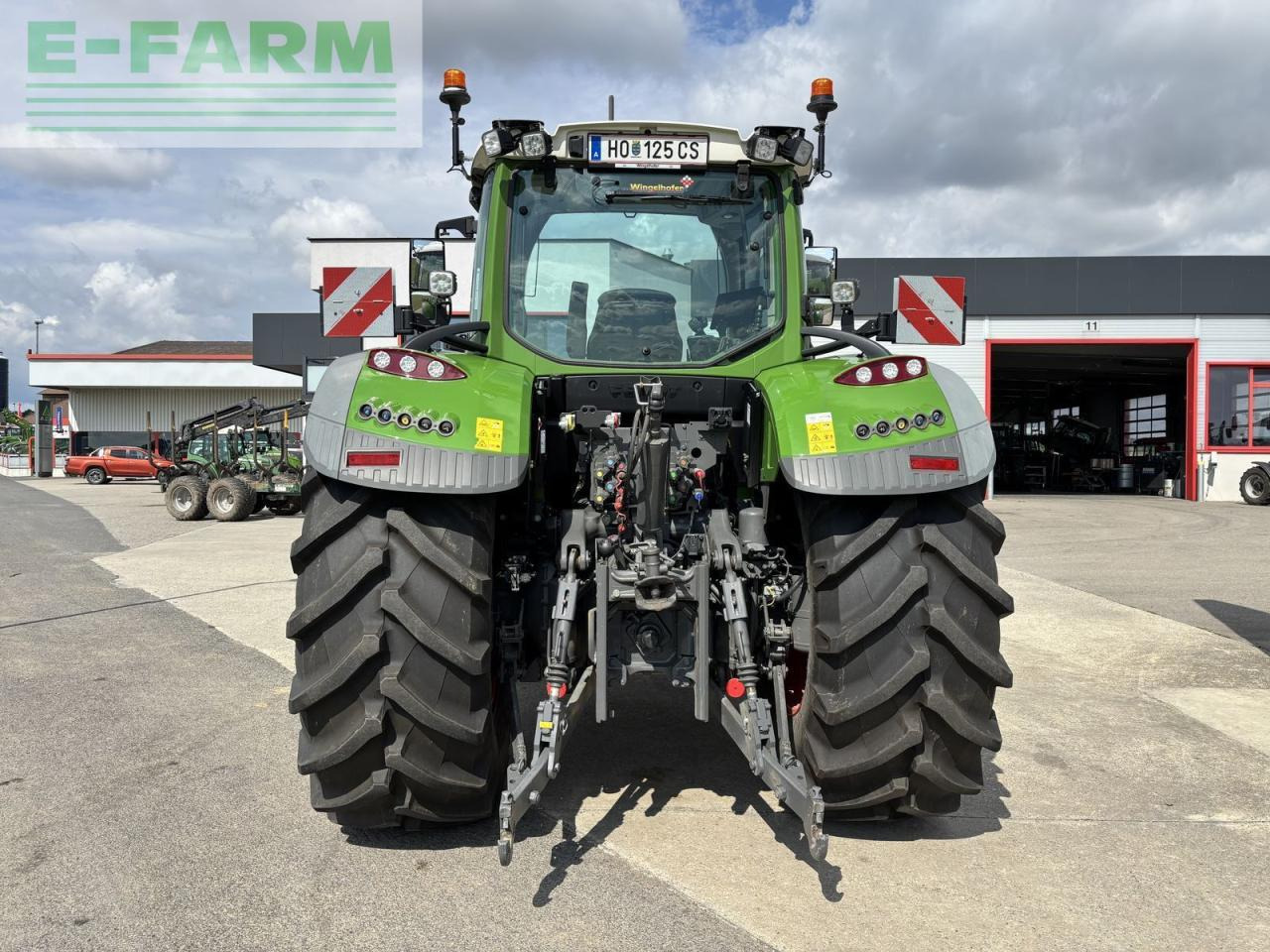 Fendt 724 vario profi+ ProfiPlus - Trator: foto 4 Fendt 724 vario profi+ ProfiPlus - Trator: foto 4