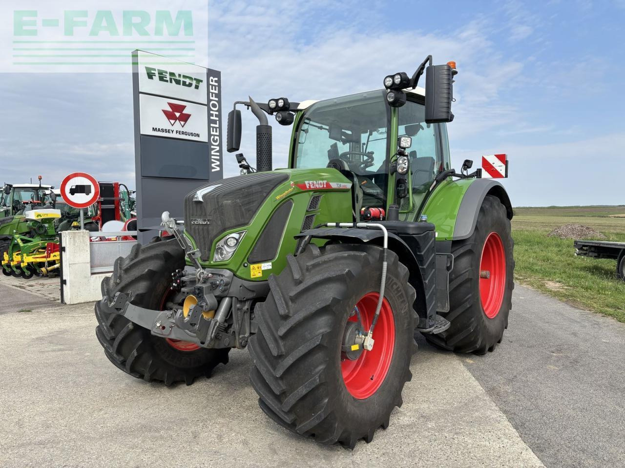 Fendt 724 vario profi+ ProfiPlus - Trator: foto 1 Fendt 724 vario profi+ ProfiPlus - Trator: foto 1