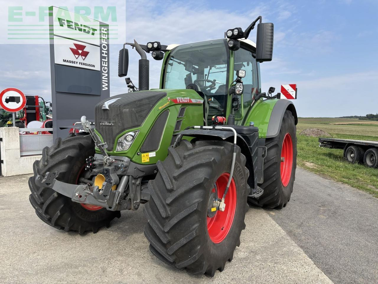 Fendt 724 vario profi+ ProfiPlus - Trator: foto 3 Fendt 724 vario profi+ ProfiPlus - Trator: foto 3