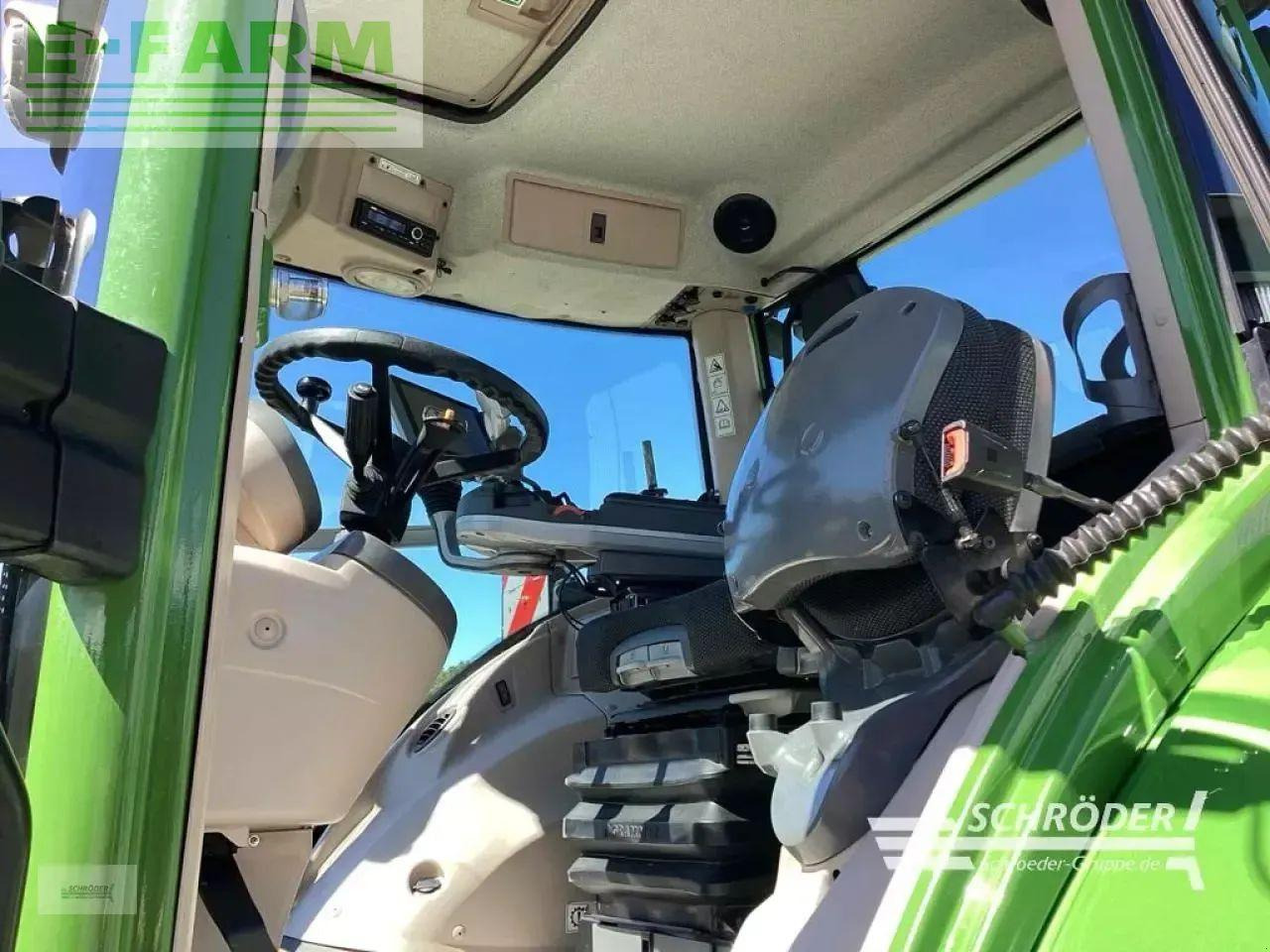 Trator Fendt 824 vario s4 profi plus ProfiPlus: foto 18