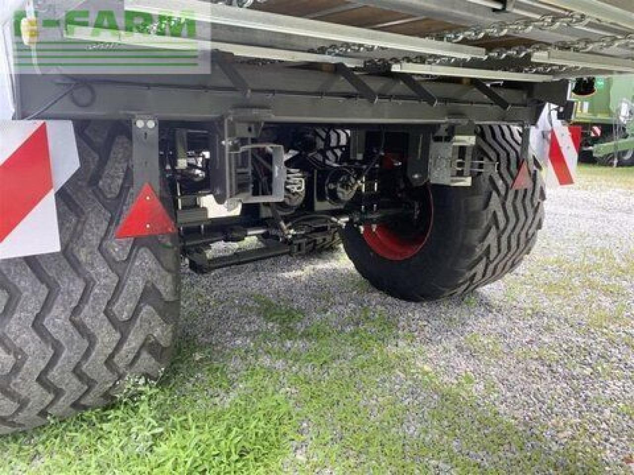 Reboque basculante agrícola Fendt tigo 60 mr profi: foto 11