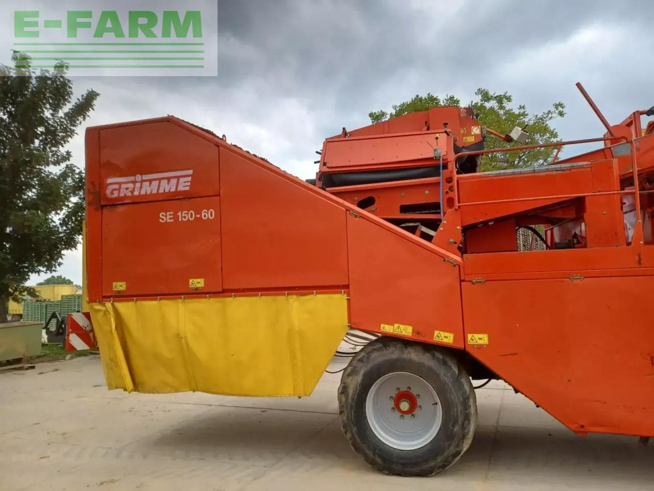 Grimme se 170-60 - Colheitadeira de batatas: foto 3 Grimme se 170-60 - Colheitadeira de batatas: foto 3