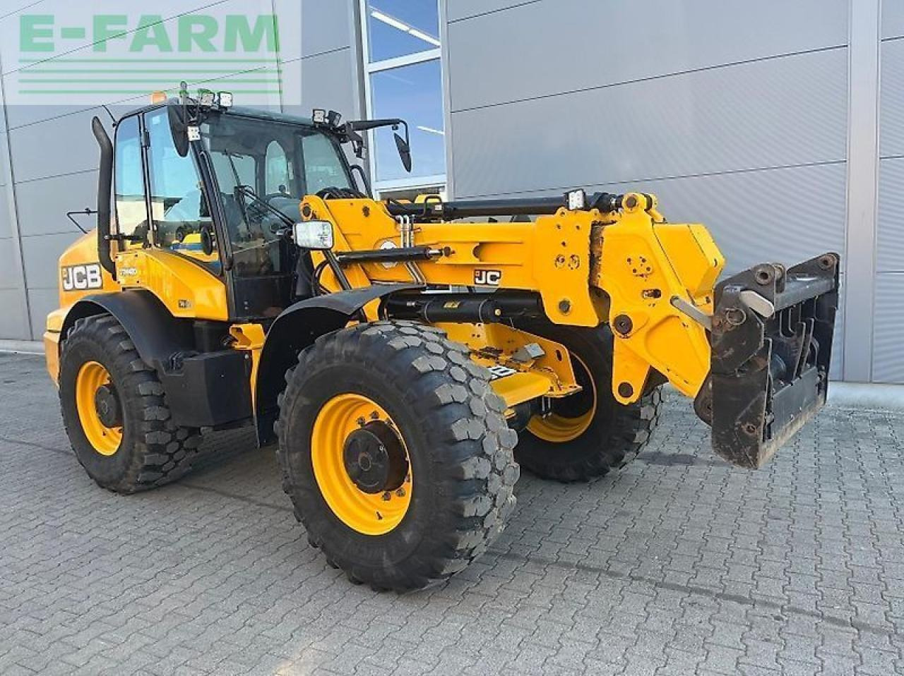 JCB tm 420 - Empilhador telescópico: foto 1 JCB tm 420 - Empilhador telescópico: foto 1