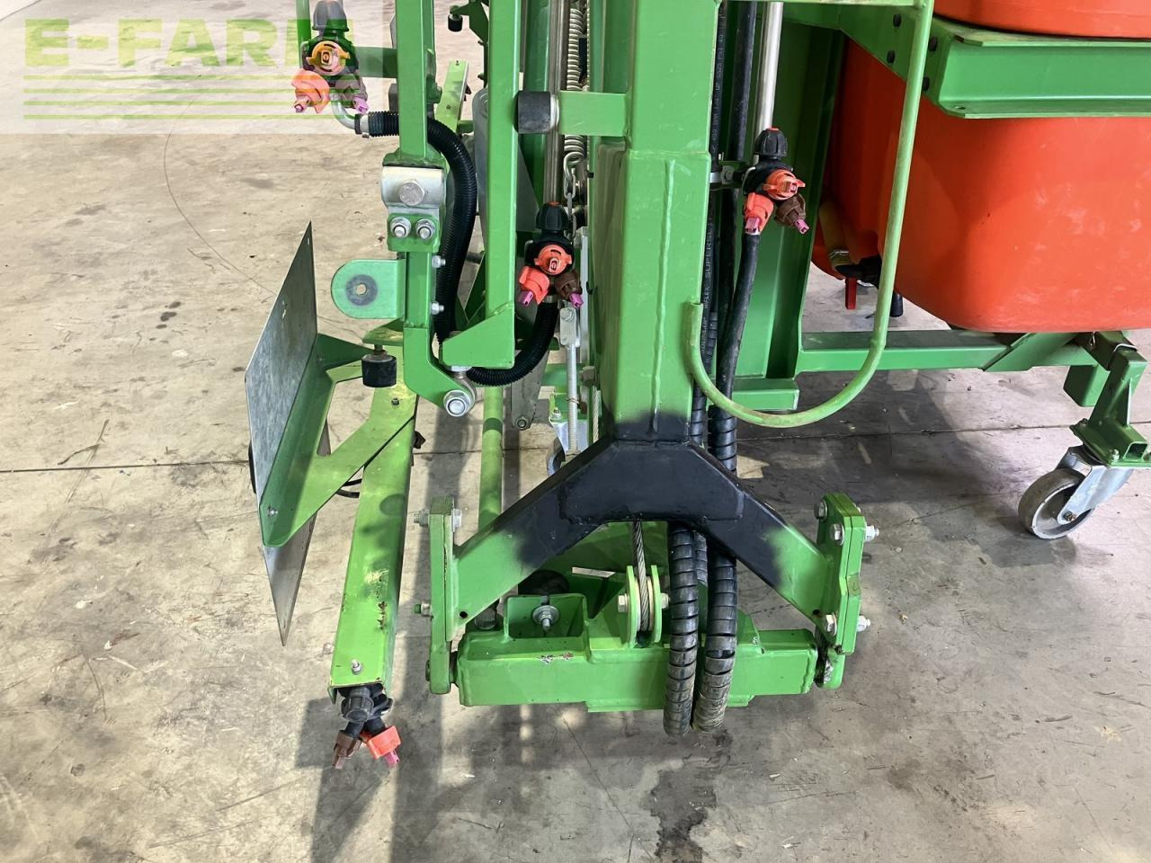 Pulverizador de arrastar Jessernigg ass - 15 meter - 1200 liter: foto 8 Pulverizador de arrastar Jessernigg ass - 15 meter - 1200 liter: foto 8