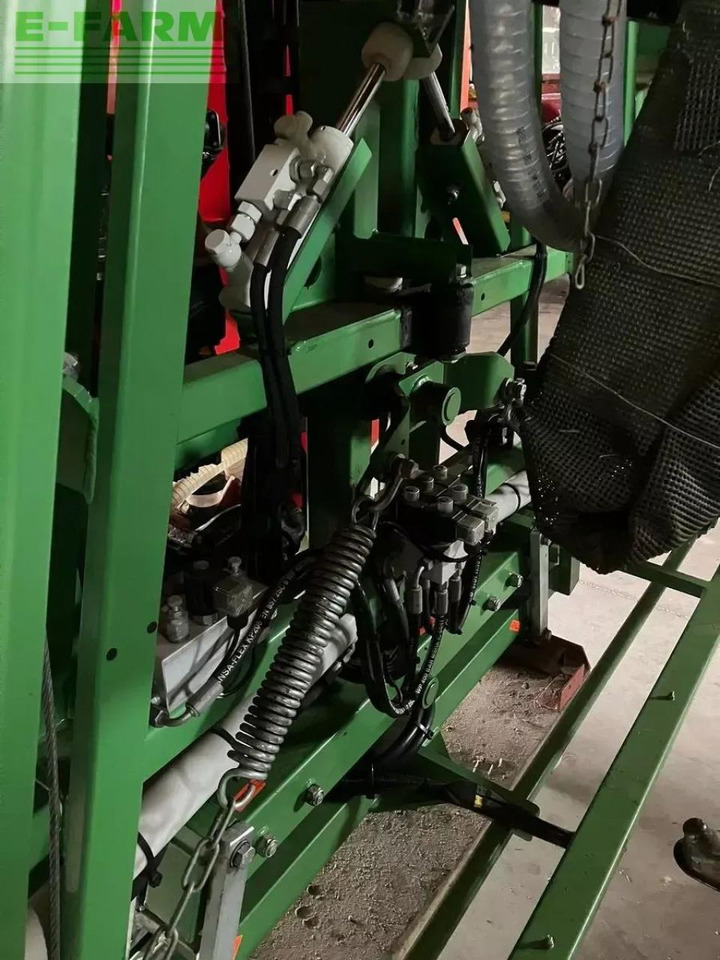 Jessernigg s ng pl 1200 feldspritze mit fronttank gps - Pulverizador de arrastar: foto 5 Jessernigg s ng pl 1200 feldspritze mit fronttank gps - Pulverizador de arrastar: foto 5