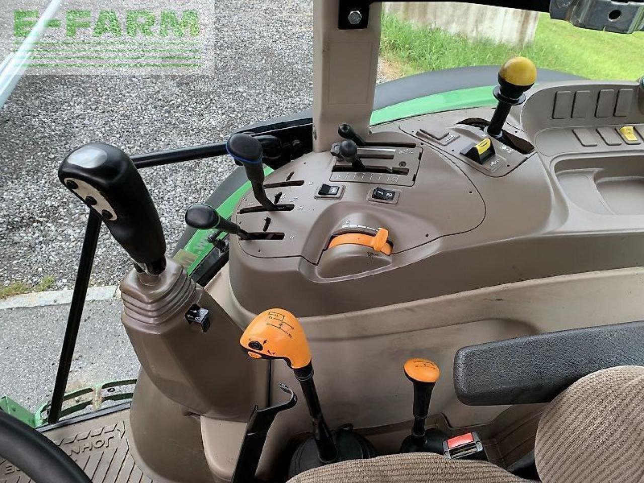 Trator John Deere 5070m: foto 16