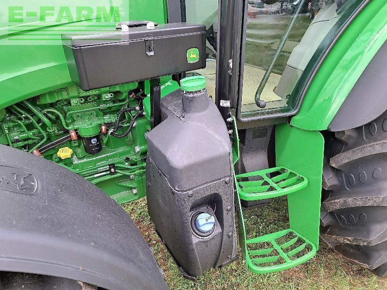 Trator John Deere 5100m: foto 10