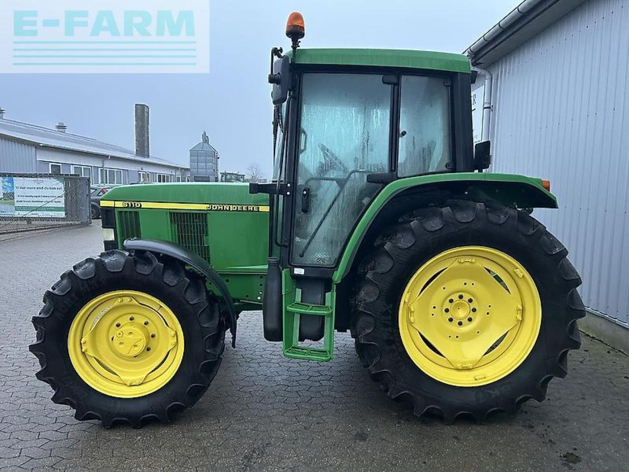 John Deere 6110 - Trator: foto 2 John Deere 6110 - Trator: foto 2