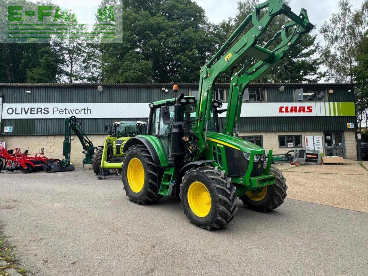 John Deere 6110M - Trator: foto 1 John Deere 6110M - Trator: foto 1