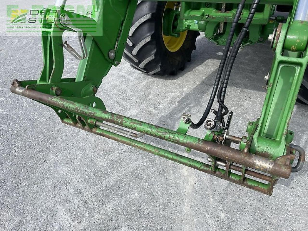John Deere 6110r - Trator: foto 2 John Deere 6110r - Trator: foto 2