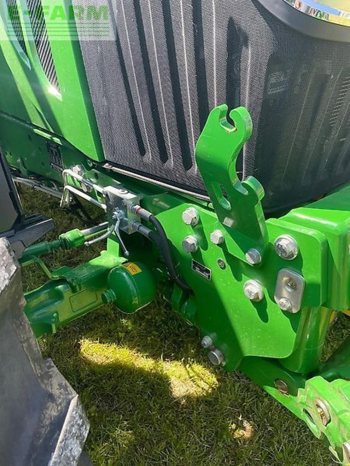 Trator John Deere 6120m: foto 17