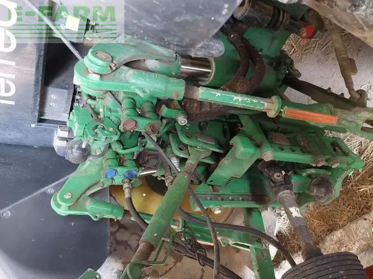 Trator John Deere 6135m: foto 6