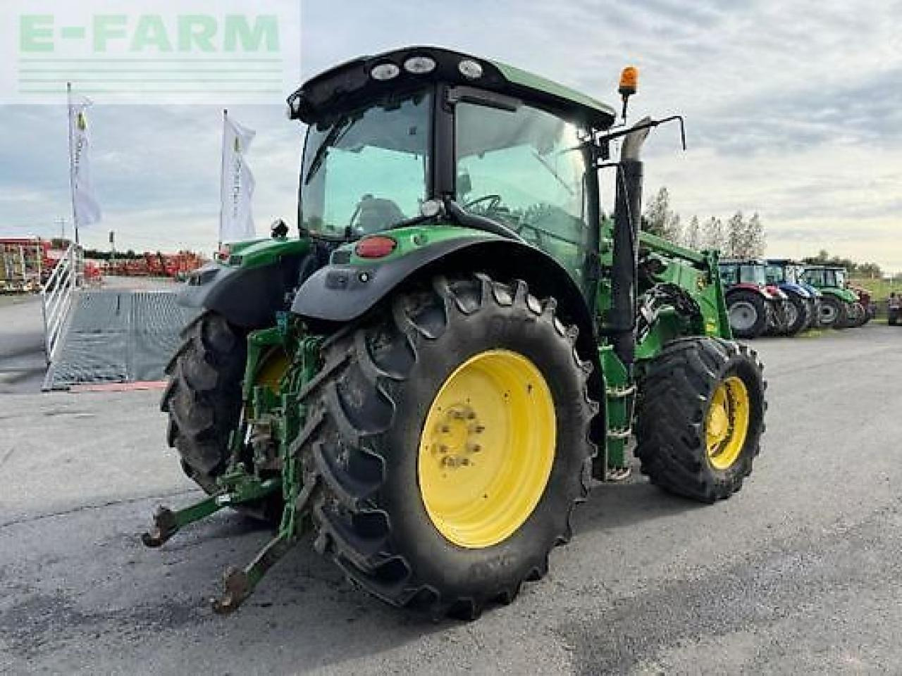John Deere 6140r - Trator: foto 4 John Deere 6140r - Trator: foto 4