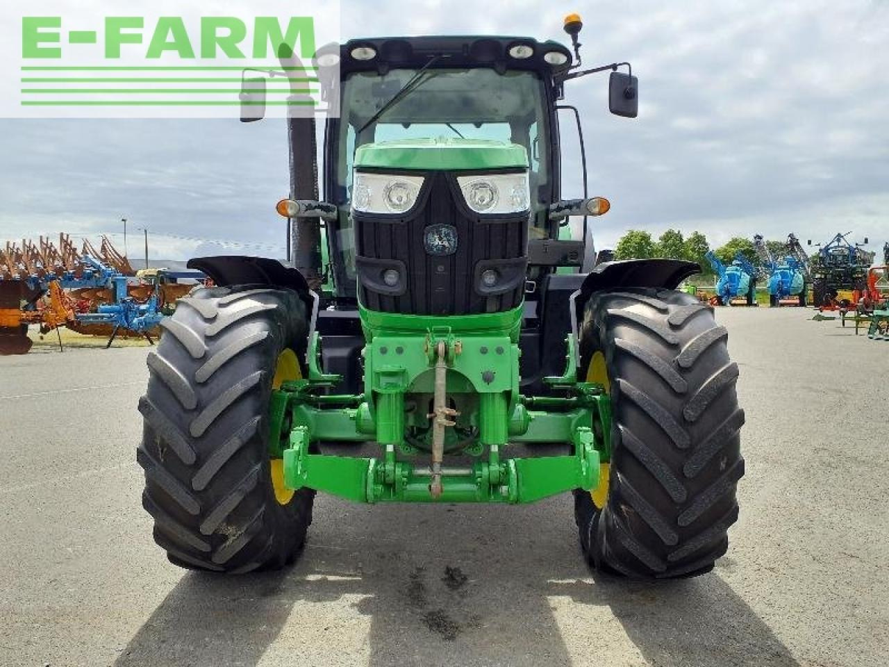 John Deere 6140r - Trator: foto 3 John Deere 6140r - Trator: foto 3