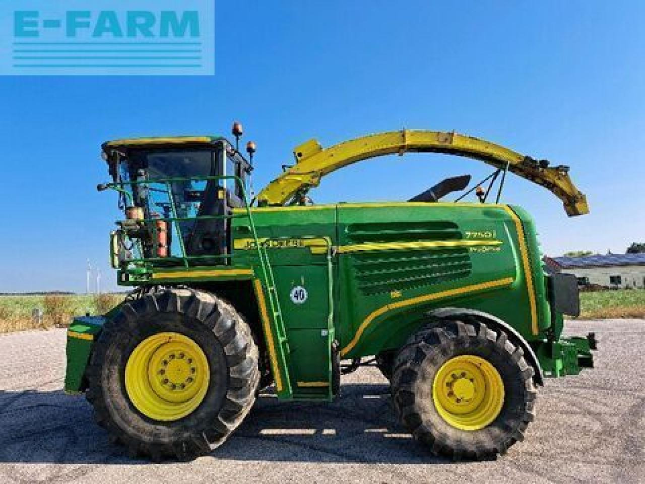 John Deere 7750 - Picadora de forragem automotriz: foto 1 John Deere 7750 - Picadora de forragem automotriz: foto 1