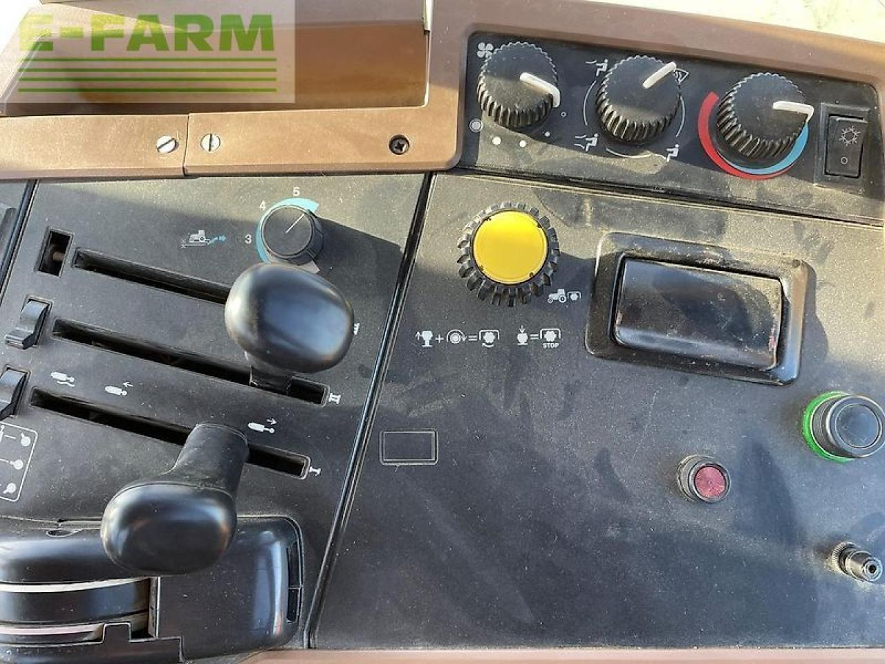 Trator John Deere 7800: foto 28