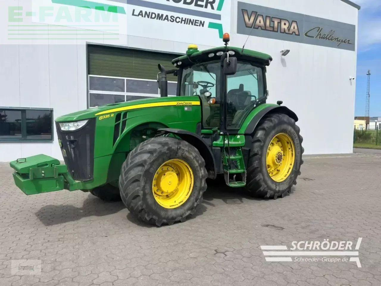 John Deere 8335 r autopower + zwillingsbereifung - Trator: foto 1 John Deere 8335 r autopower + zwillingsbereifung - Trator: foto 1
