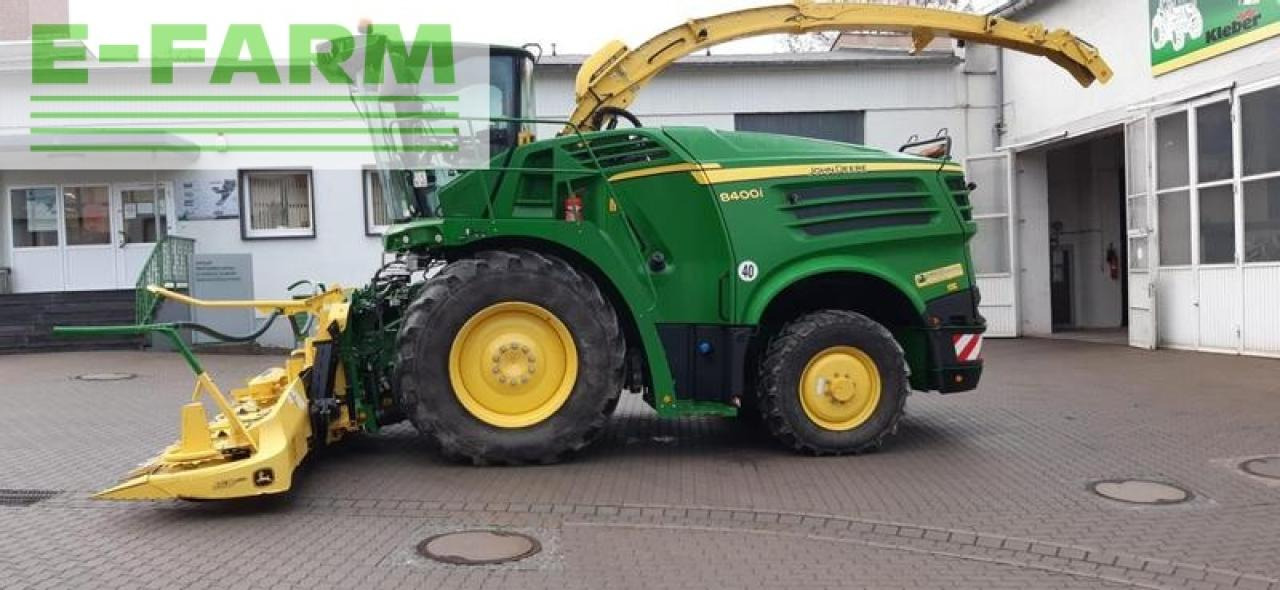 John Deere 8400 - Picadora de forragem automotriz: foto 3 John Deere 8400 - Picadora de forragem automotriz: foto 3