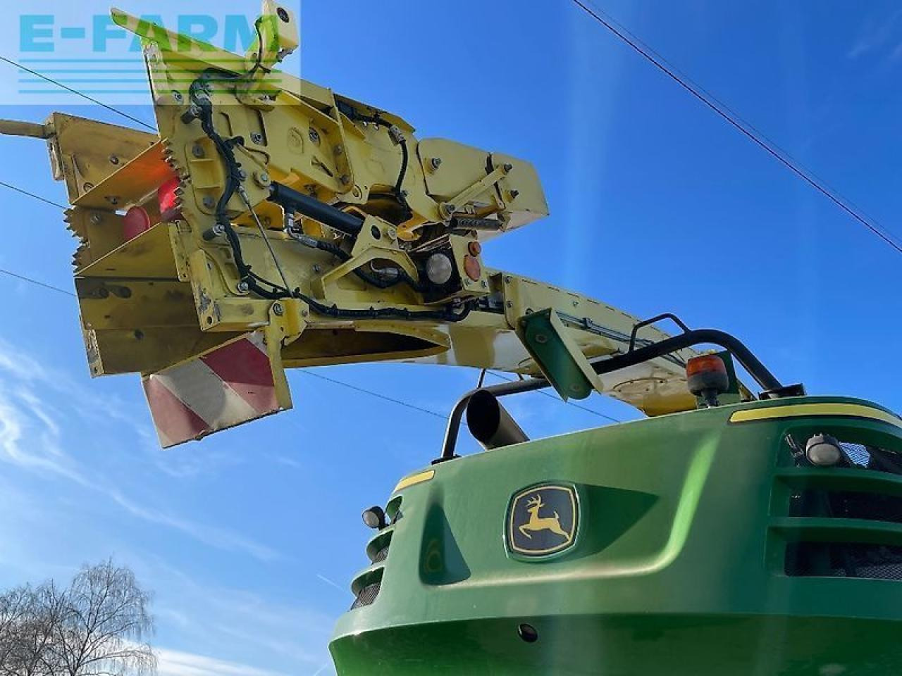 Picadora de forragem automotriz John Deere 8700i: foto 9