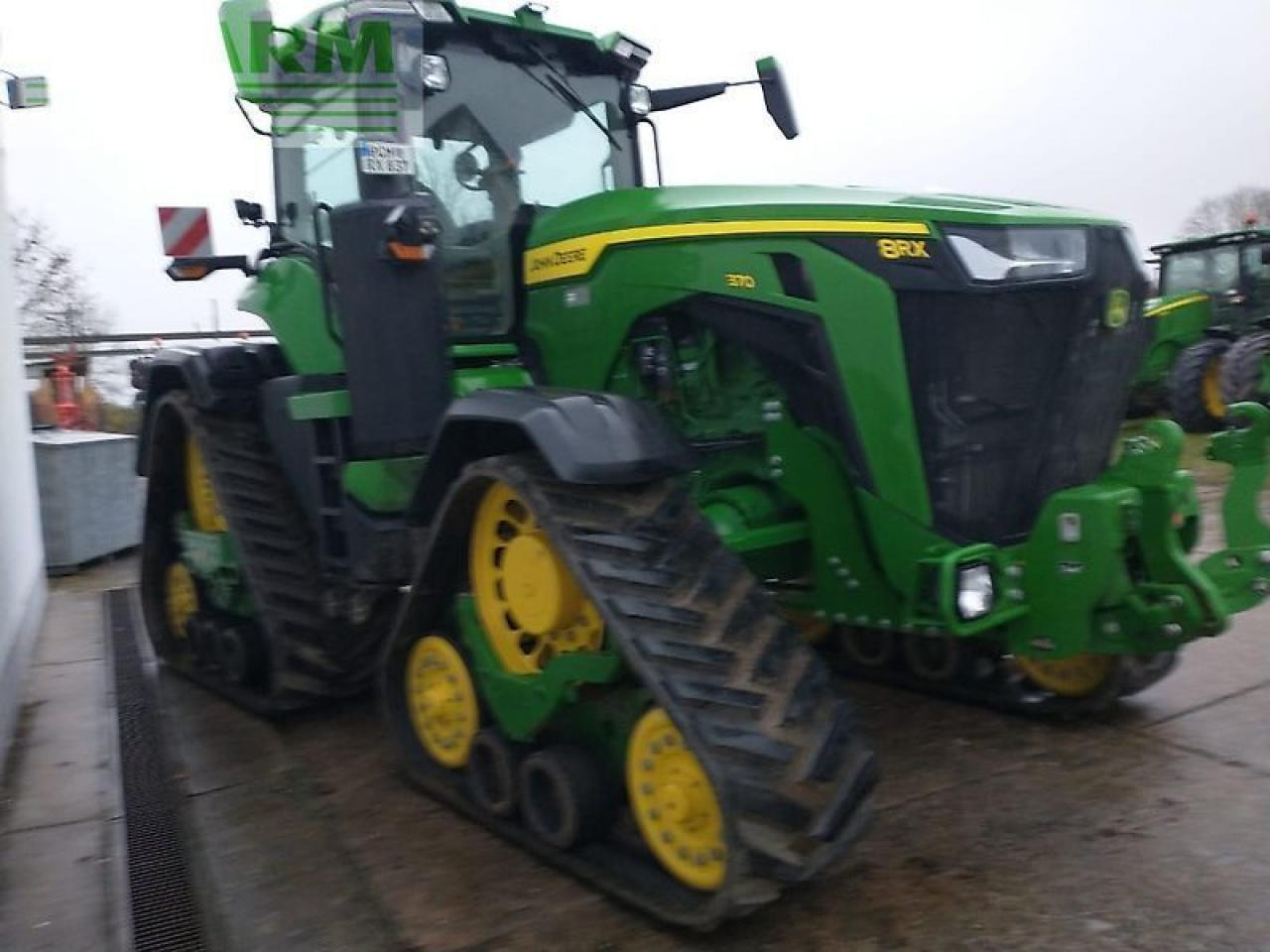 John Deere 8rx 370 my22 ap 40 - Trator: foto 3 John Deere 8rx 370 my22 ap 40 - Trator: foto 3