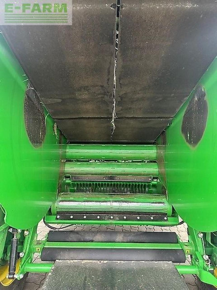Enfardadeira de fardos quadrados John Deere v461r: foto 9