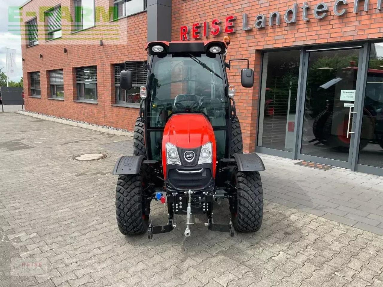 Kioti dk 6020 ch - Trator: foto 2 Kioti dk 6020 ch - Trator: foto 2