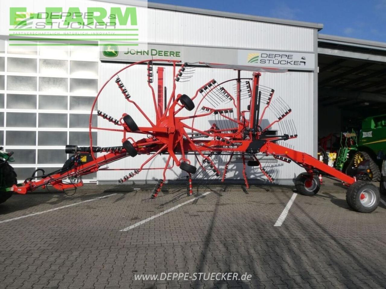 Kuhn ga 8030 - Ancinho enleirador: foto 1 Kuhn ga 8030 - Ancinho enleirador: foto 1