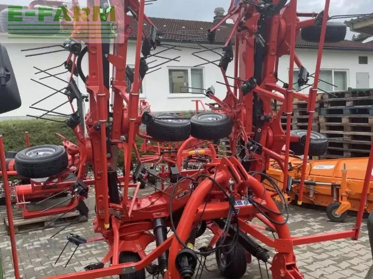 Kuhn gf 10803 - Ancinho enleirador: foto 1 Kuhn gf 10803 - Ancinho enleirador: foto 1