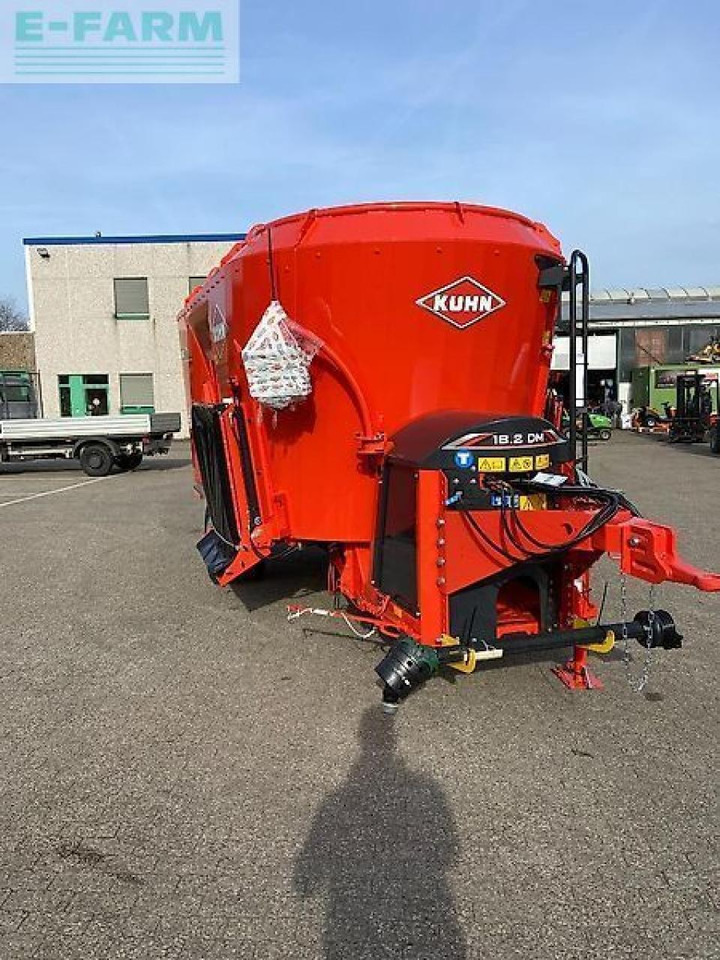 Kuhn kuhn profile 18.2 dm - Equipamento de gado: foto 3 Kuhn kuhn profile 18.2 dm - Equipamento de gado: foto 3