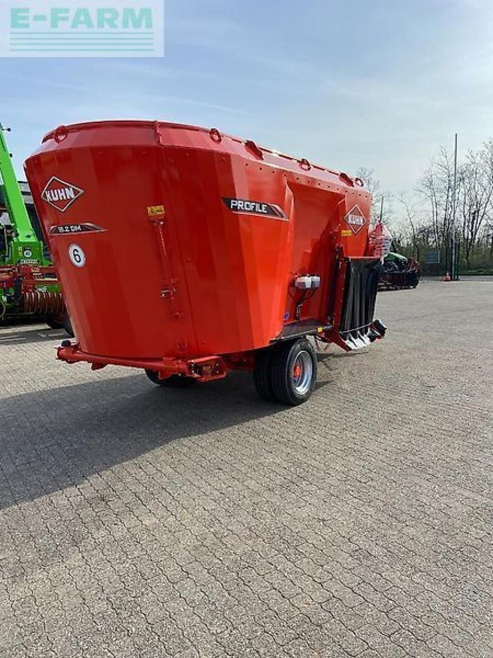 Kuhn kuhn profile 18.2 dm - Equipamento de gado: foto 1 Kuhn kuhn profile 18.2 dm - Equipamento de gado: foto 1