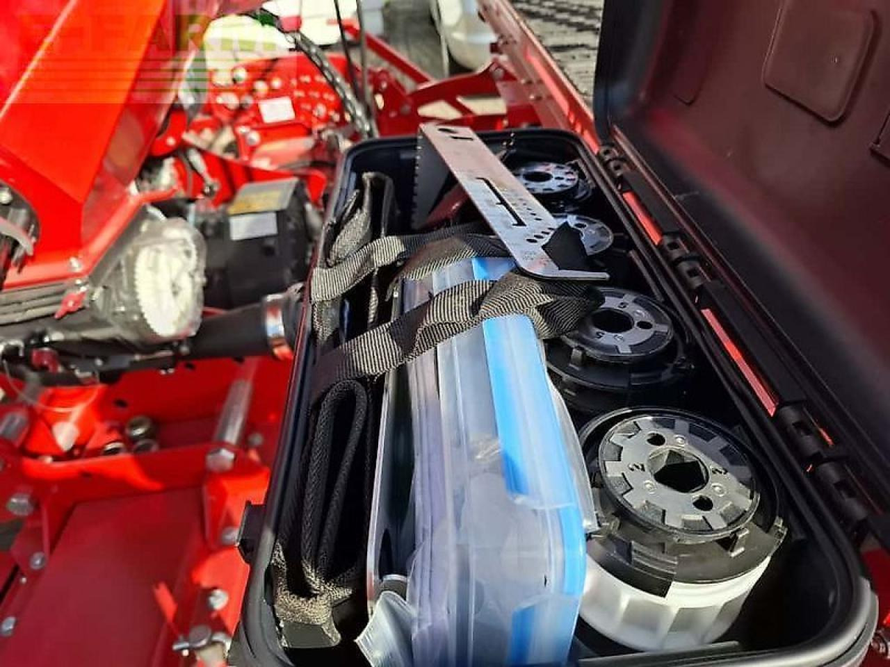 Semeadeira Kverneland e-drill mit s-serie kreiselegge: foto 13 Semeadeira Kverneland e-drill mit s-serie kreiselegge: foto 13