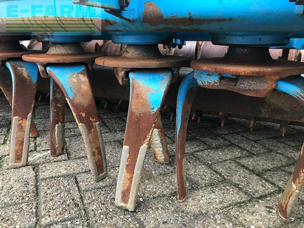 Lemken solitair 8/300 + zirkon 10/300 - Semeadeira: foto 3 Lemken solitair 8/300 + zirkon 10/300 - Semeadeira: foto 3