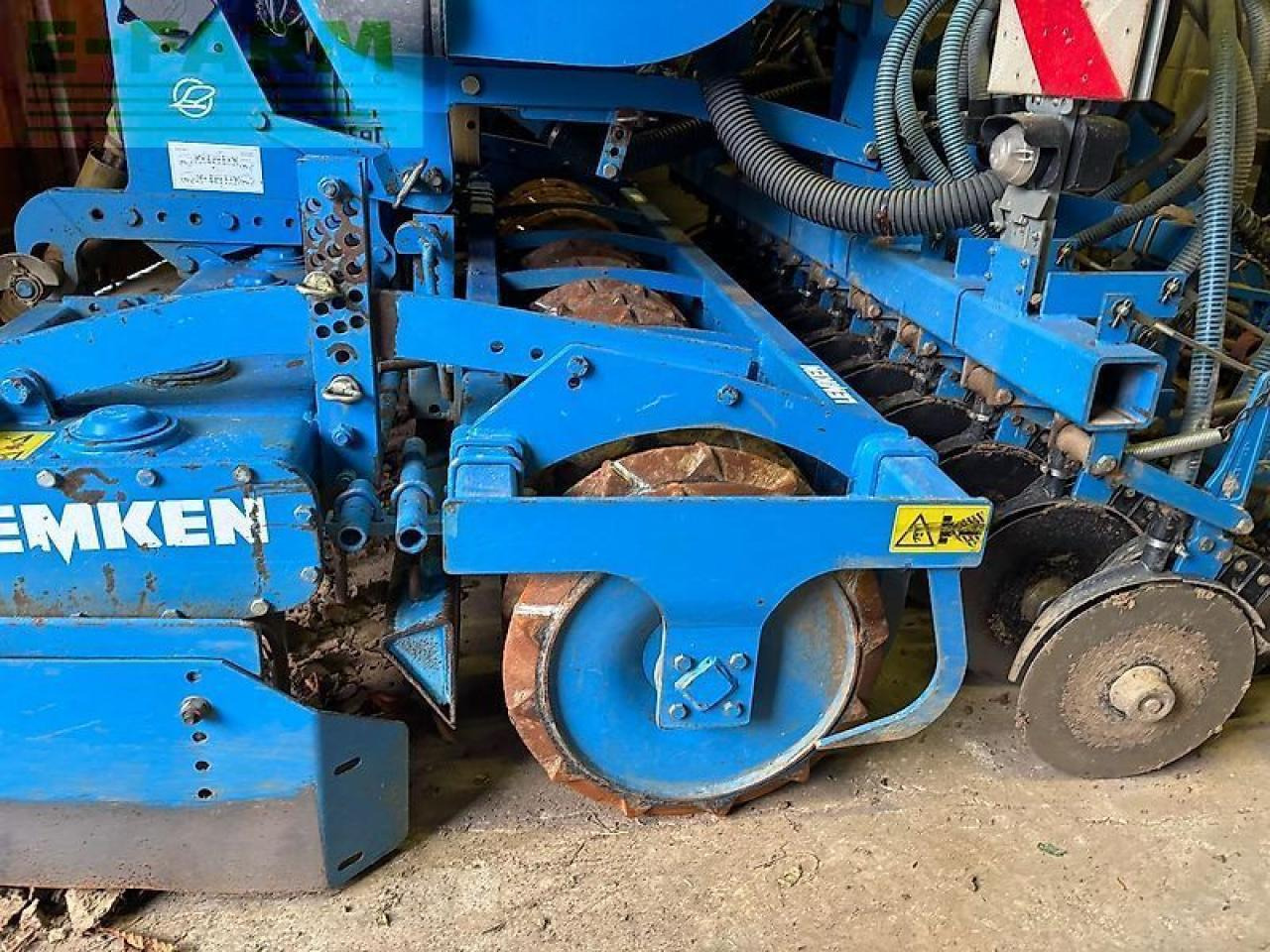 Lemken zirkon 10/300 + solitair 8/300 - Semeadeira: foto 4 Lemken zirkon 10/300 + solitair 8/300 - Semeadeira: foto 4