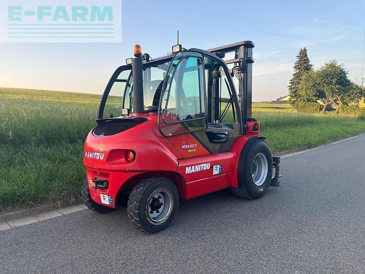 Manitou msi 40 t geländestapler mit kaup zinkenverstellgerät 4,8 t - Empilhadeira: foto 2 Manitou msi 40 t geländestapler mit kaup zinkenverstellgerät 4,8 t - Empilhadeira: foto 2