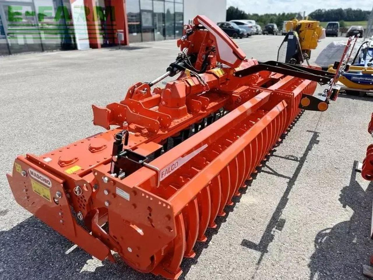 Maschio falco super 5000 kreiselegge klappbar - Maquina para lavrar a terra: foto 5 Maschio falco super 5000 kreiselegge klappbar - Maquina para lavrar a terra: foto 5