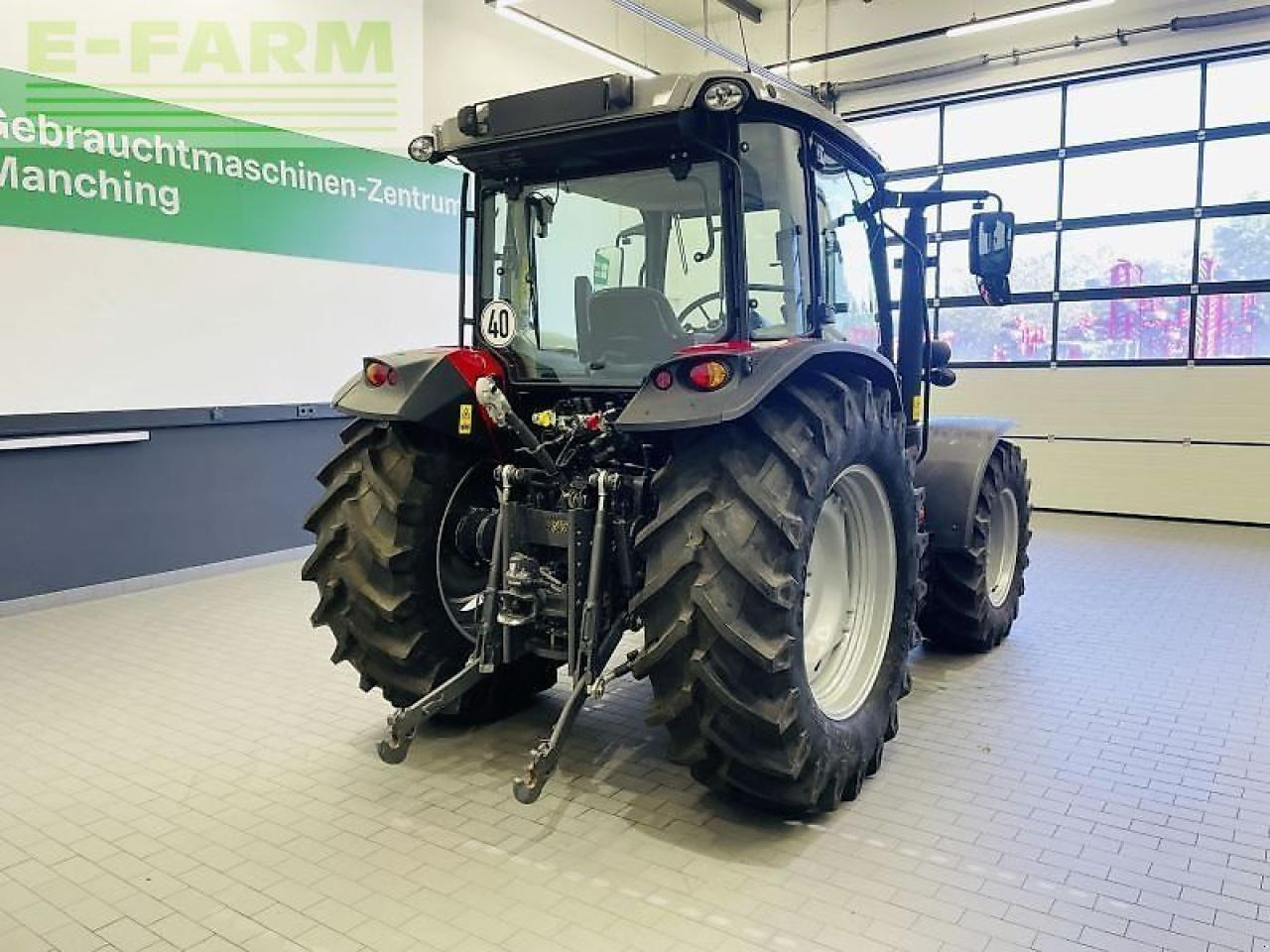 Massey Ferguson 4709 m dyna-2 essential - Trator: foto 5 Massey Ferguson 4709 m dyna-2 essential - Trator: foto 5