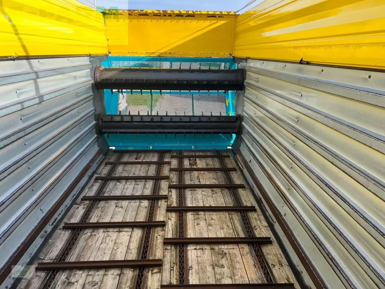 Autocarregadora Mengele rotobull 6000/2 mit 700/45-22,5 bereifung und nachlauflenkung: foto 27 Autocarregadora Mengele rotobull 6000/2 mit 700/45-22,5 bereifung und nachlauflenkung: foto 27