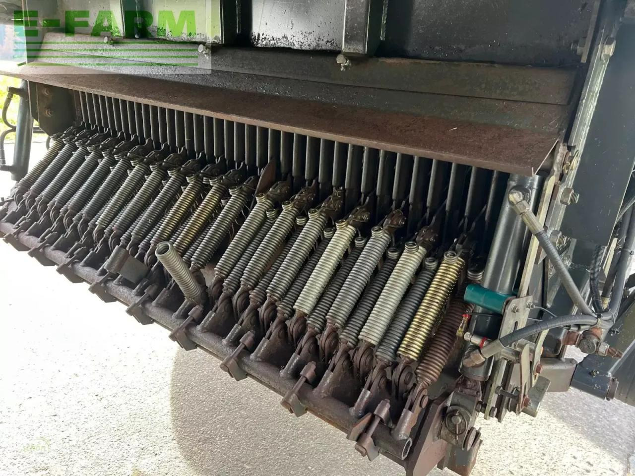 Autocarregadora Mengele rotobull 6000/2 mit 700/45-22,5 bereifung und nachlauflenkung: foto 16 Autocarregadora Mengele rotobull 6000/2 mit 700/45-22,5 bereifung und nachlauflenkung: foto 16