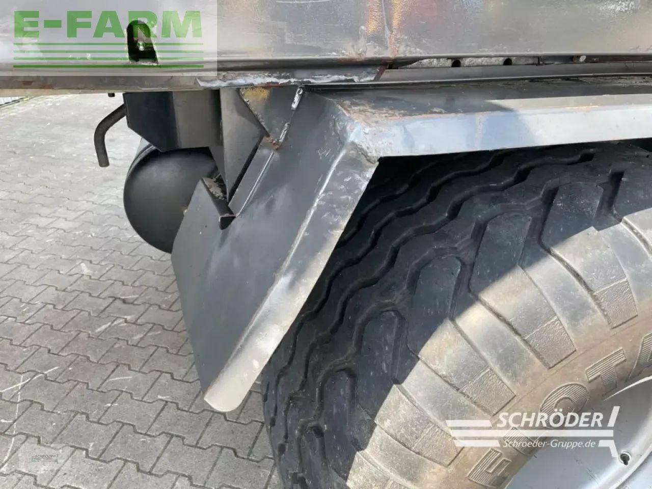 Autocarregadora Mengele rotobull 6000: foto 21