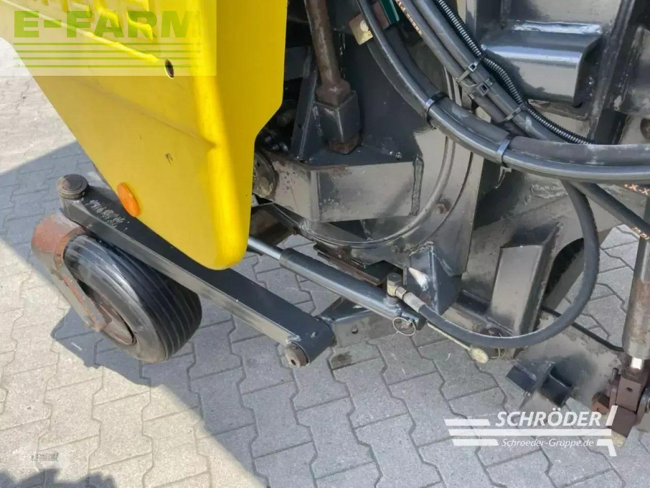 Autocarregadora Mengele rotobull 6000: foto 10