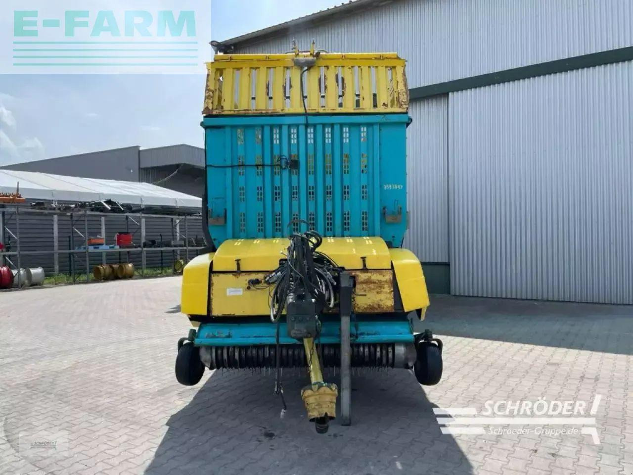 Autocarregadora Mengele rotobull 6000: foto 6