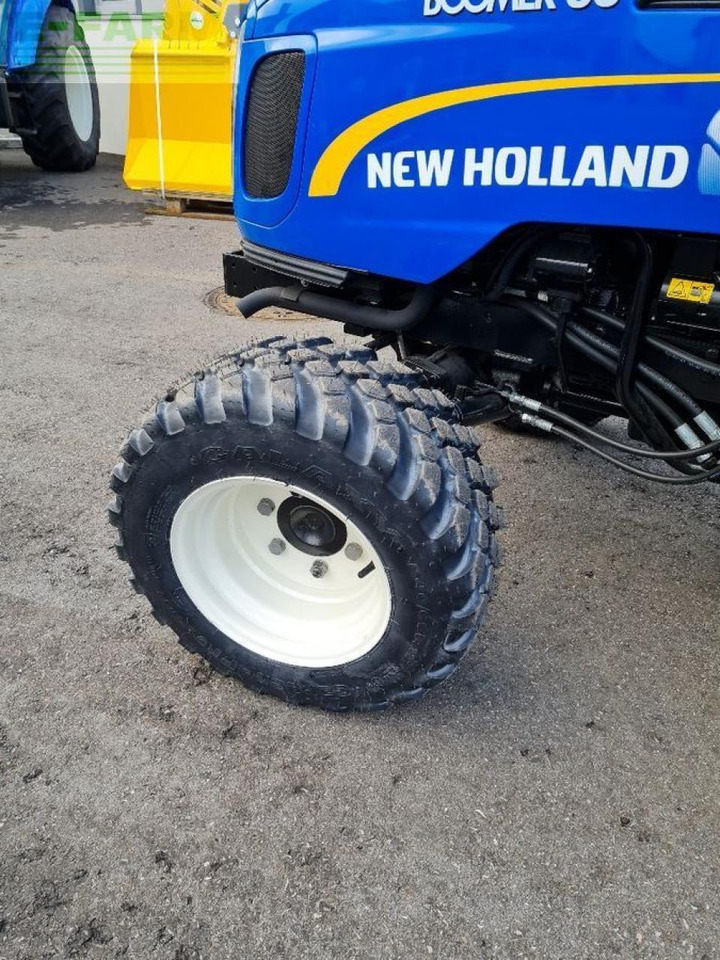 Trator New Holland boomer 35: foto 11