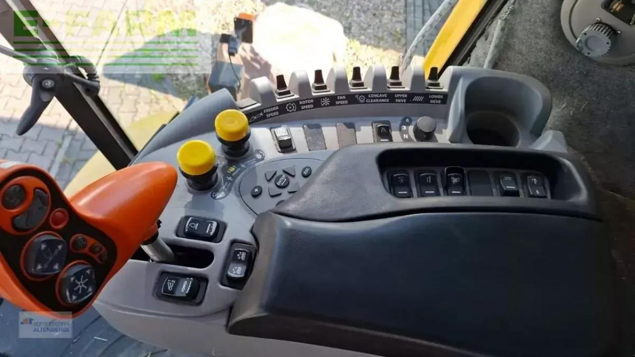 Ceifeira debulhadora New Holland cx 840: foto 7