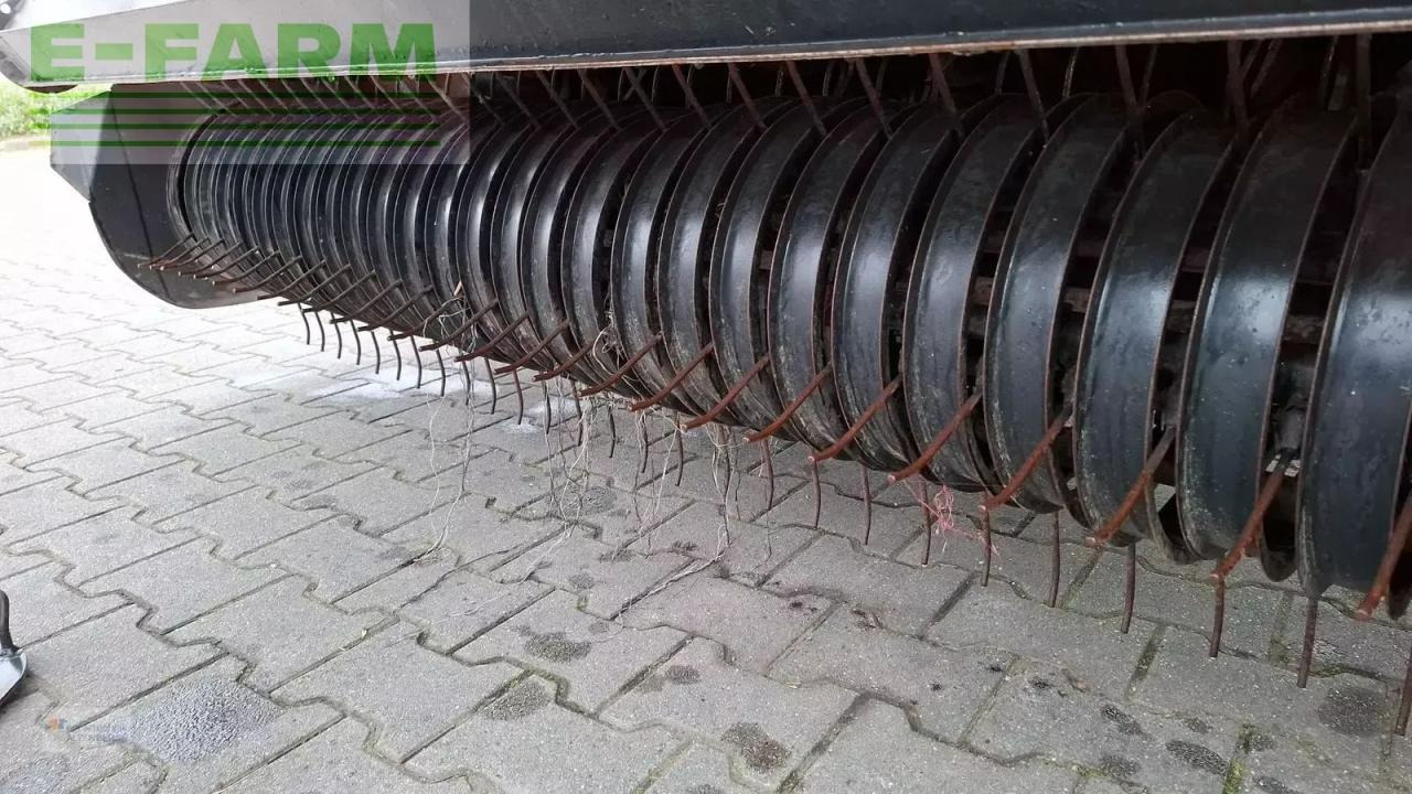 Enfardadeira de fardos quadrados New Holland rb 180: foto 6