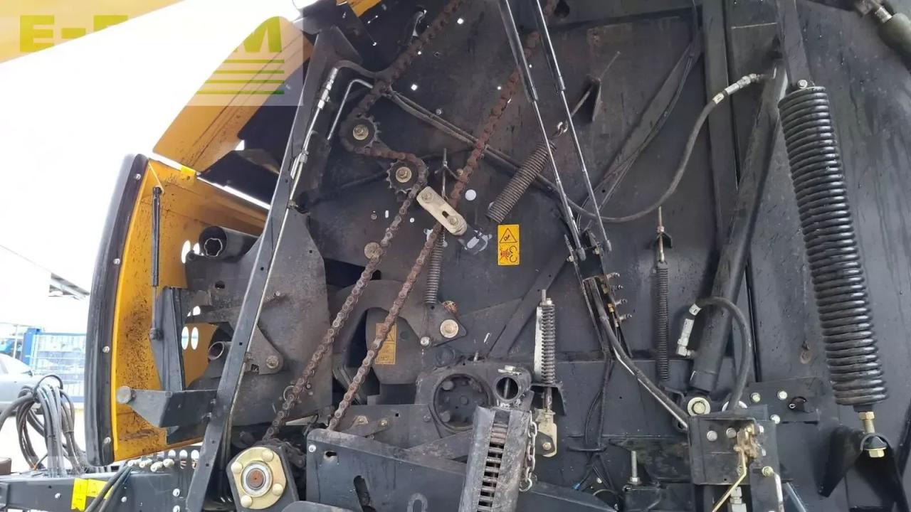 Enfardadeira de fardos quadrados New Holland rb 180: foto 8