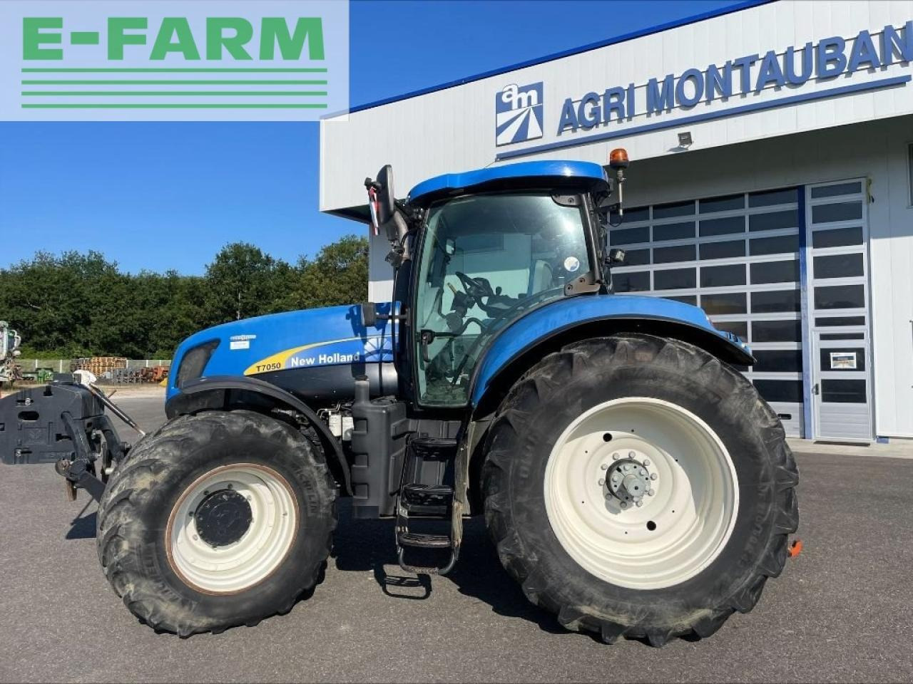 New Holland t 7050 - Trator: foto 4 New Holland t 7050 - Trator: foto 4