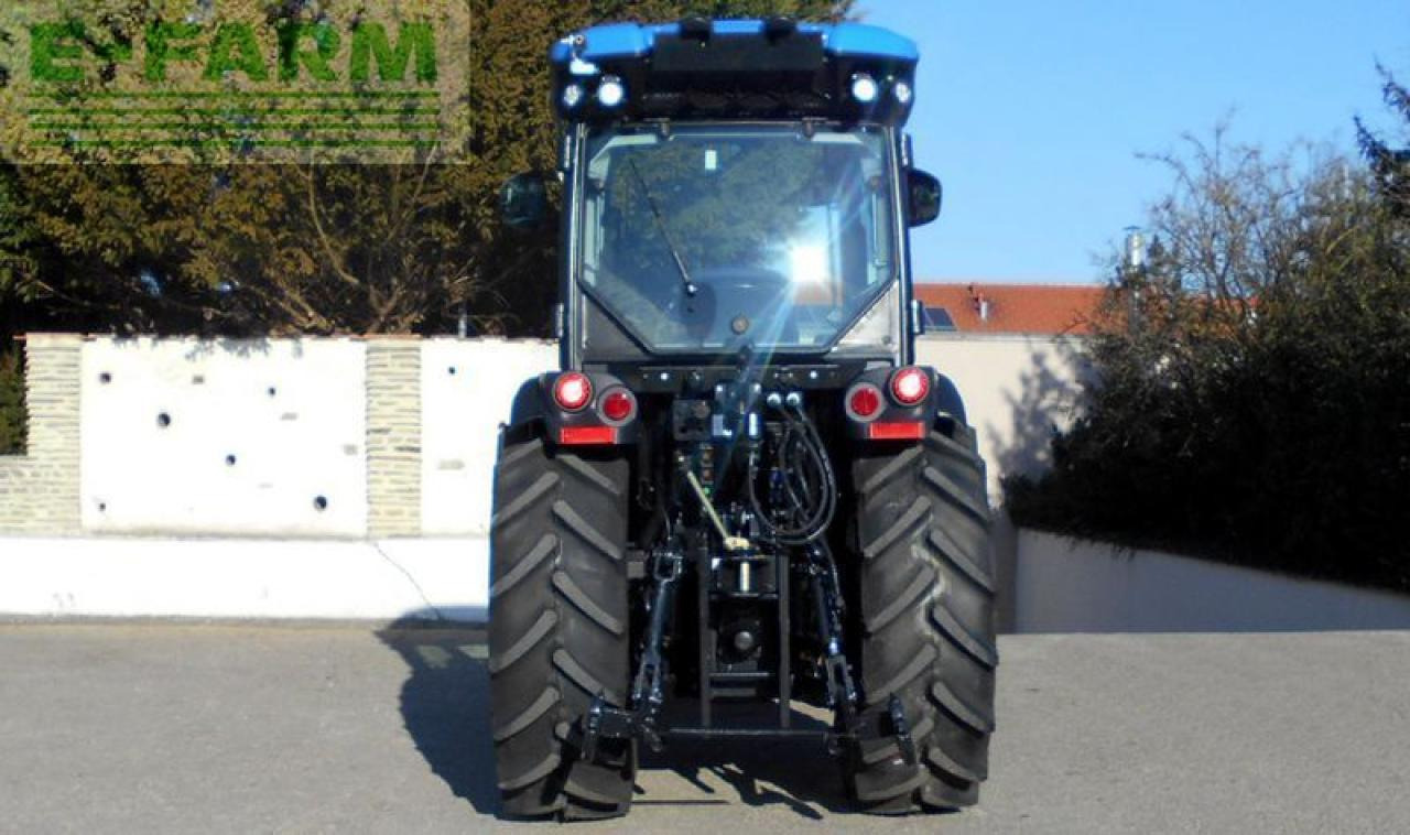 New Holland t4.110 f (stage v) F - Trator: foto 5 New Holland t4.110 f (stage v) F - Trator: foto 5