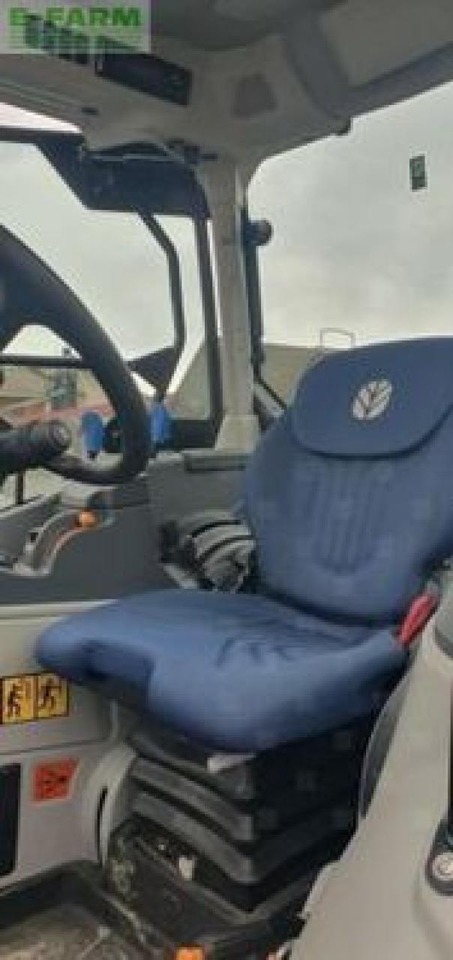 New Holland t4 120 f - Trator: foto 3 New Holland t4 120 f - Trator: foto 3
