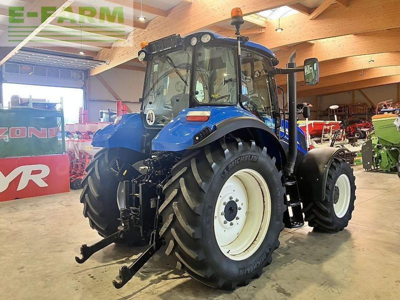 New Holland t5.115 electro command - Trator: foto 3 New Holland t5.115 electro command - Trator: foto 3