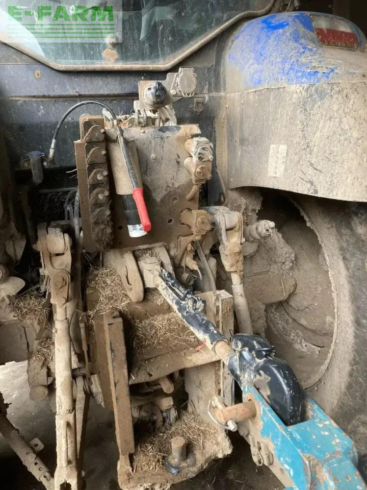 New Holland t5.120 dynamic command - Trator: foto 2 New Holland t5.120 dynamic command - Trator: foto 2